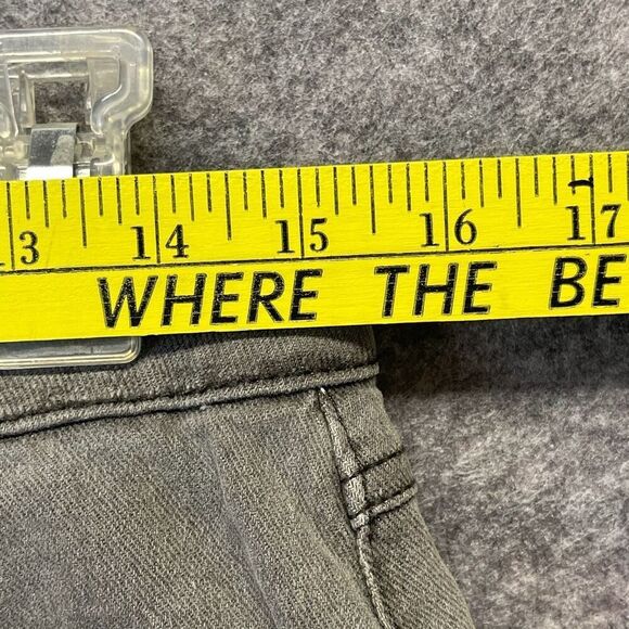 NWT INC International Concepts Denim Jeans Womens Gray Size 6/28 Ripped Straight - Picture 7 of 16